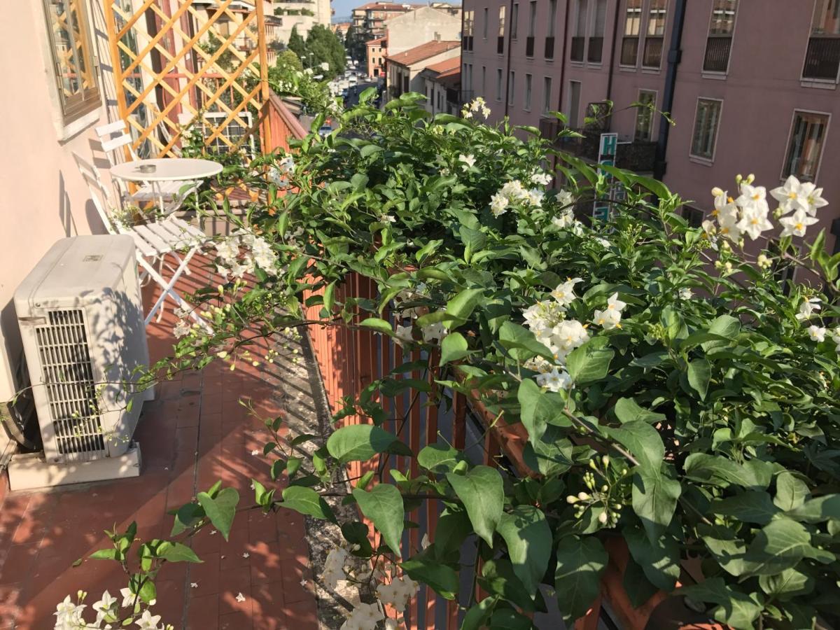Bed and Breakfast Fleur Blanche Верона Екстер'єр фото